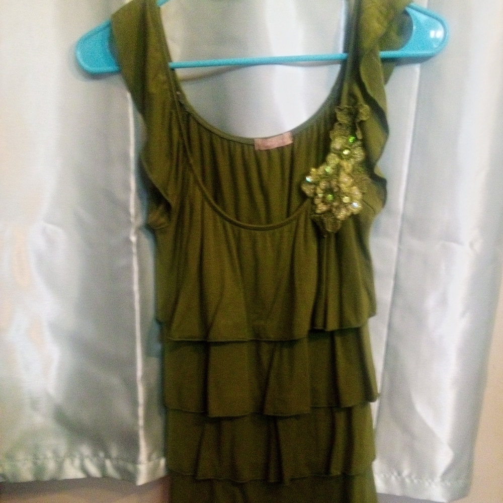 Top - Picture 3 of 3